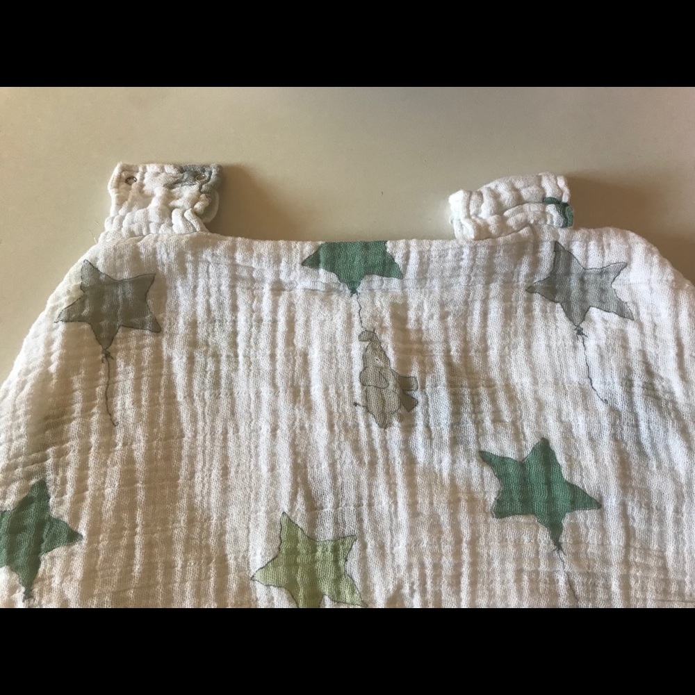 Car seat canopy. Cute elephant/star design.
